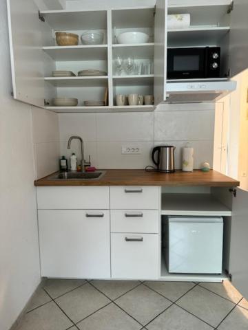Cozy Flat Near Tivoli Park With Free Parking Apartamento Liubliana Exterior foto