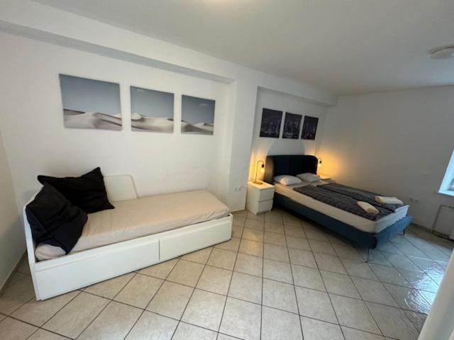 Cozy Flat Near Tivoli Park With Free Parking Apartamento Liubliana Exterior foto