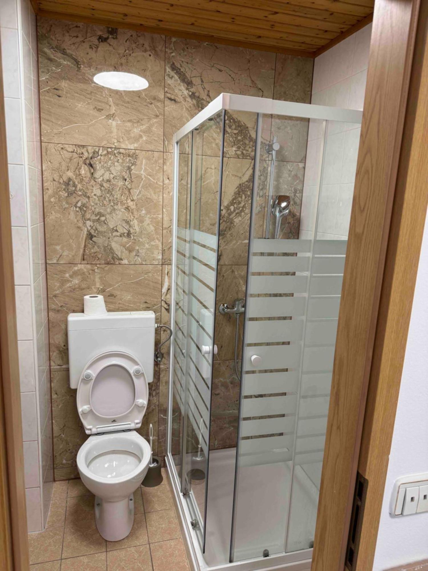 Cozy Flat Near Tivoli Park With Free Parking Apartamento Liubliana Exterior foto